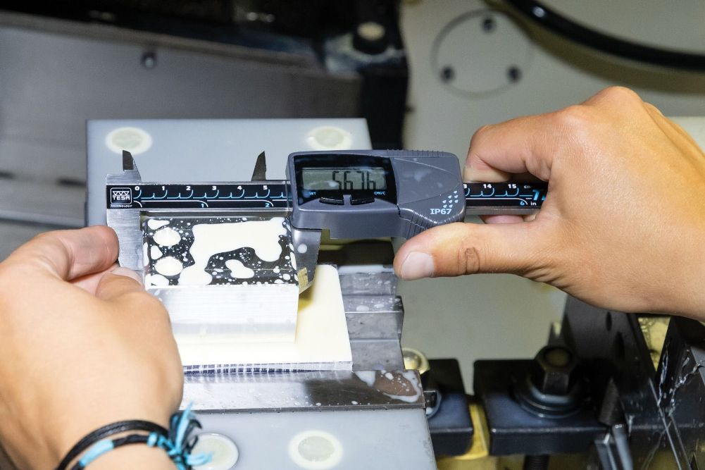 Штангенциркулі електронні Шангенциркулі електронні TESA-CAL IP67 Штангенциркулі електронні Шангенциркулі електронні TESA-CAL IP67